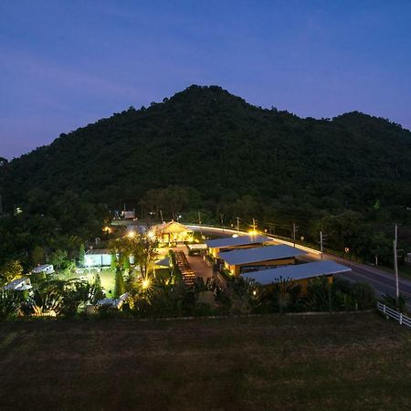 Bann Khaoyai Condominium Pak Chong ナコーン・ラーチャシーマー エクステリア 写真